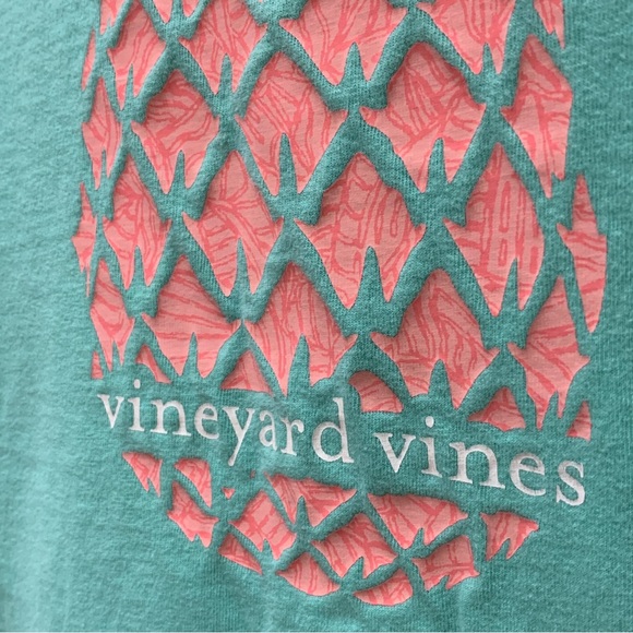Vineyard Vines Kids L (14) Graphic LS Tee Pineapple Print Capri Blue Aqua Pink - Picture 8 of 13